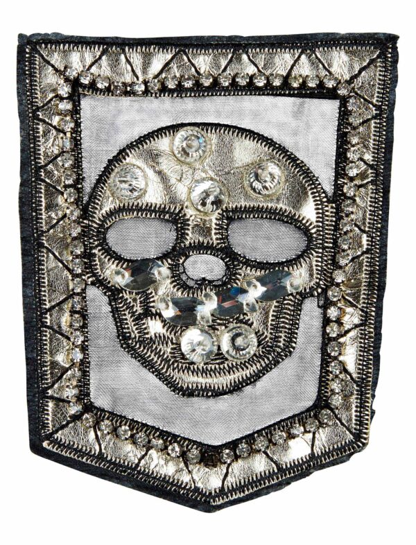 Kostümzubehör Aufnäher Totenkopf metallic Farbe: silber