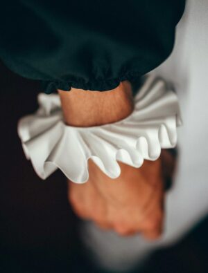 Kostümzubehör Manschetten Handgelenk gerafft weiß