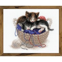 Stickbild "Kätzchen im Korb"
