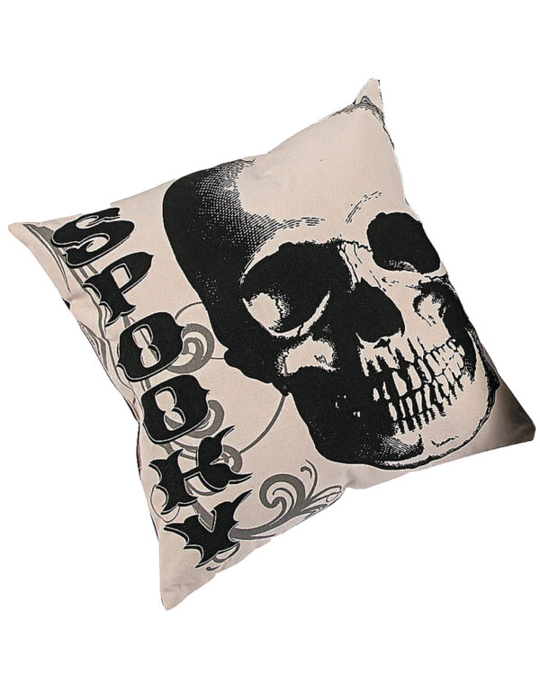 vintage halloween kissen mit schwarzem totenkopf halloween homeware halloween pillow with black skull gothic kissen 53661 01